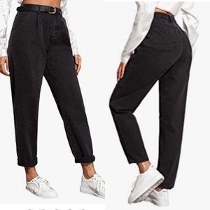 LAST CHANCE 🎉3 for $25 - Tapered leg mom Jeans Size Large in Black